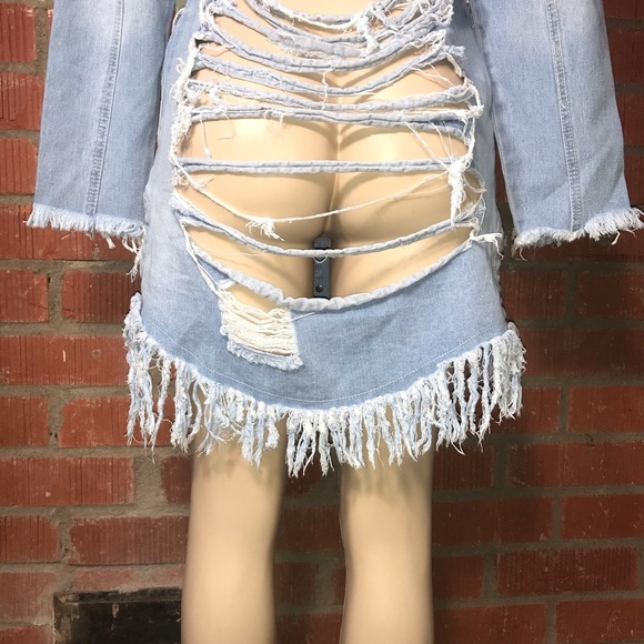 ☃️So Me Demin Distressed Jacket - Picture 5 of 6